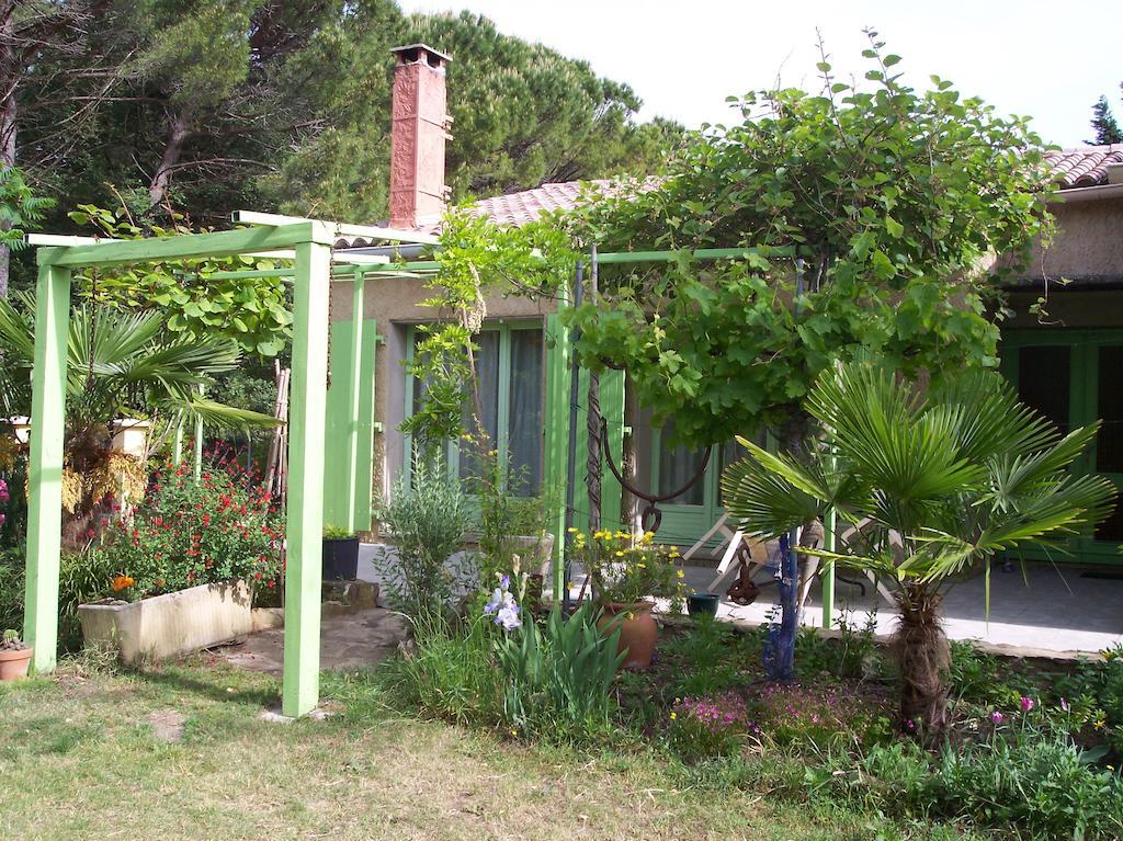 Villa La Marpierre Mondragon المظهر الخارجي الصورة