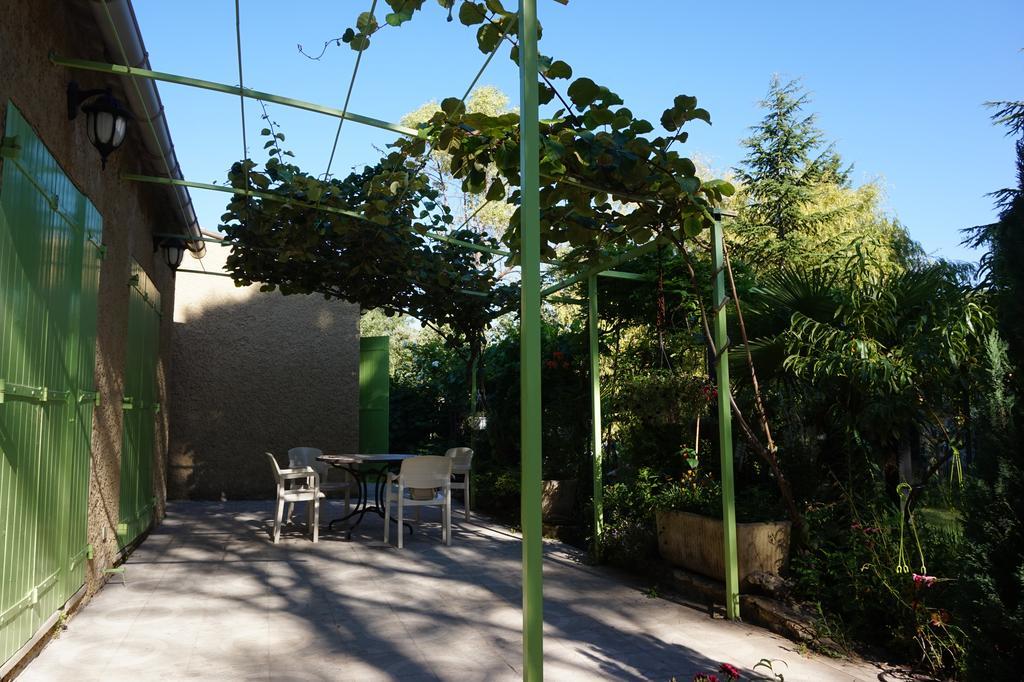 Villa La Marpierre Mondragon المظهر الخارجي الصورة