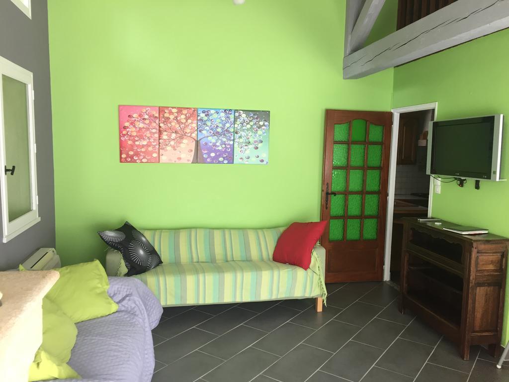 Villa La Marpierre Mondragon المظهر الخارجي الصورة