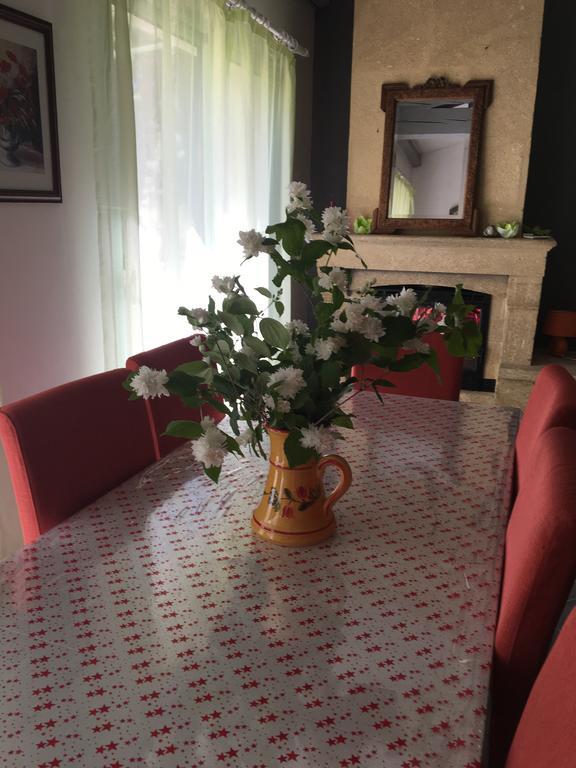 Villa La Marpierre Mondragon المظهر الخارجي الصورة